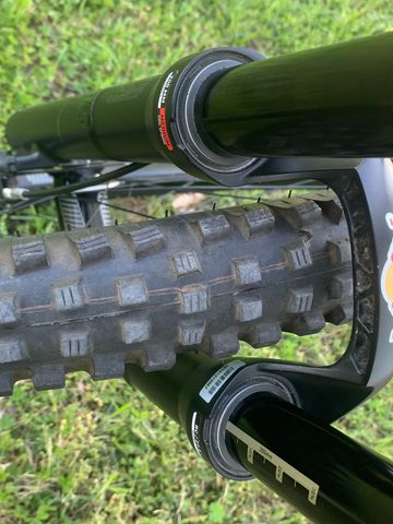 Used YT Custom SRAM GX DH 2017 Mountainbike, Black, 27.5 (650B) — image 2 of 11