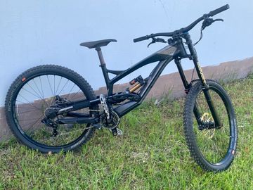 Used YT Custom SRAM GX DH 2017 Mountainbike, Black, 27.5 (650B) — image 11 of 11