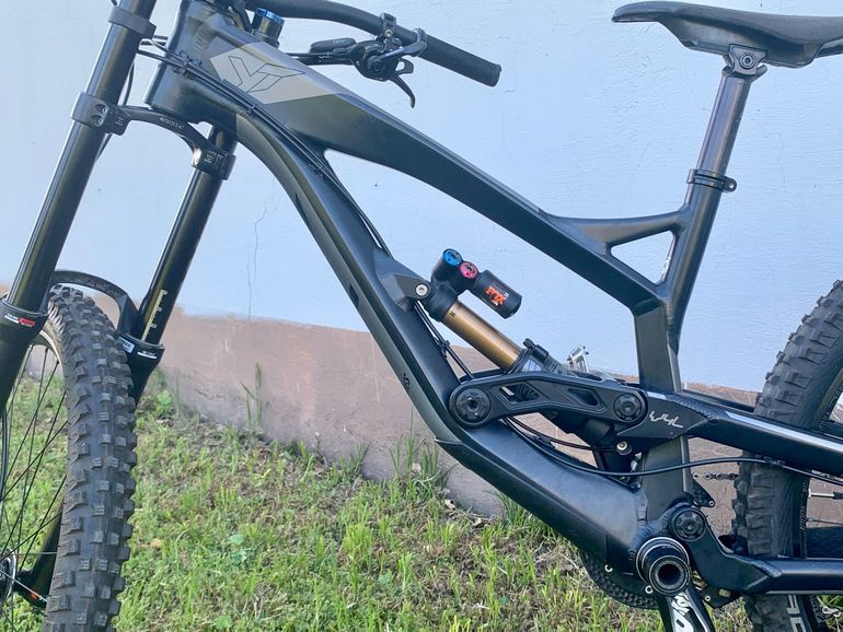 Used YT YT Custom SRAM GX DH 2017 Mountainbike — image 9 of 11