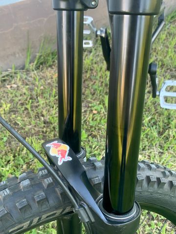 Used YT Custom SRAM GX DH 2017 Mountainbike, Black, 27.5 (650B) — image 3 of 11