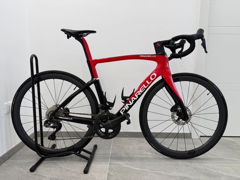 Used Pinarello F7 ULTEGRA Di2 2024 2024 Road & Gravel — image 1 of 9