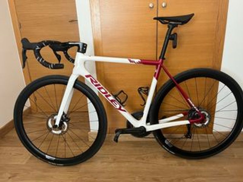 Używany Ridley Helium SLX Carbono Talla S 54.5 2023 Road & Gravel