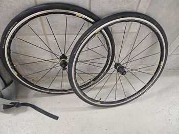 Used Cipollini Rb1k Shimano 105 2018 Road & Gravel, Schwarz — image 4 of 5