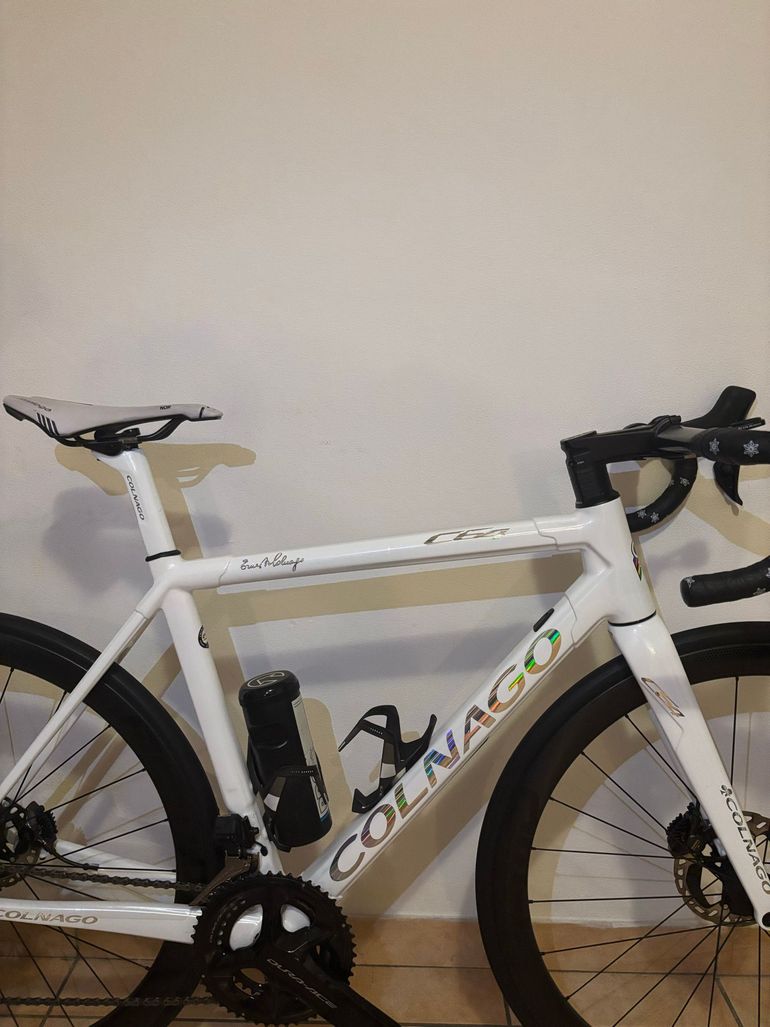 Used Colnago C64 Disc Kaizen Pro Bike 2022 2022 Road & Gravel, White — image 3 of 10