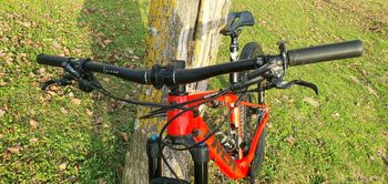 Used Trek Supercaliber 9.8 XT 2021 2021 Mountainbike — image 2 of 7
