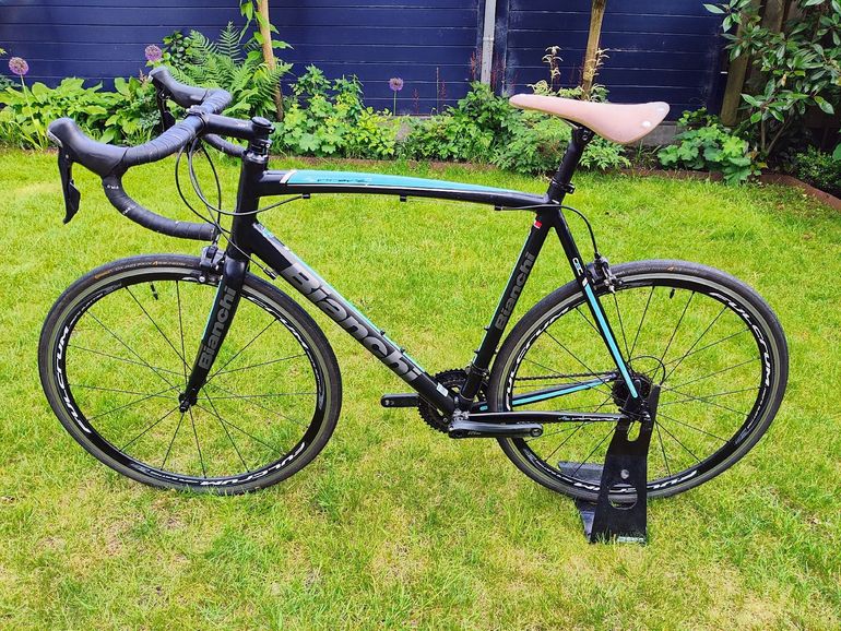 Used Bianchi Nirone Shimano 105 2015 Road & Gravel — image 1 of 24