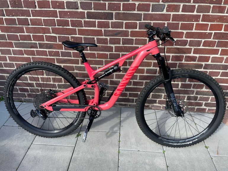 Used Canyon Neuron WMN AL 7.0 2020 2020 Mountainbike — image 2 of 14