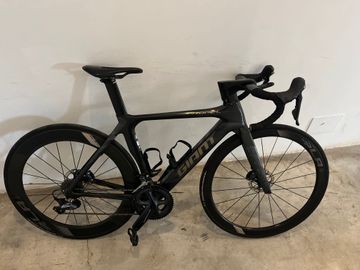 Giant Propel Advanced 1 Disc 2021 2021 Road & Gravel usato, Nero — immagine 1 di 3