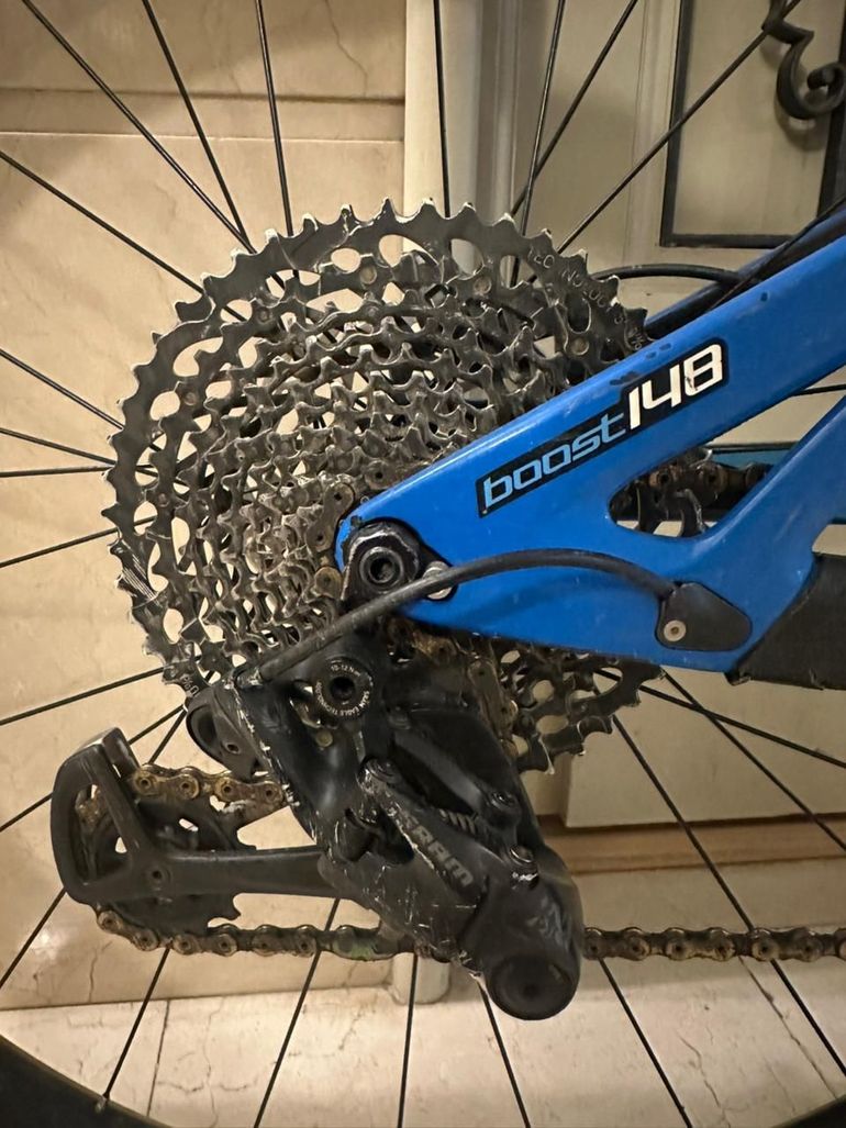 Used Pivot Mach 429 SRAM XX1 Eagle 2015 Mountainbike — image 2 of 6