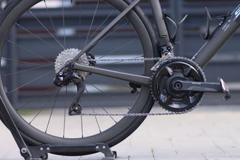 Used Scott Addict RC 30 2025 2025 Road & Gravel — image 3 of 9