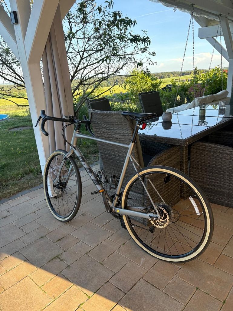 Used Marin Lombard 1 2024 2024 Road & Gravel, Light Gray — image 3 of 3