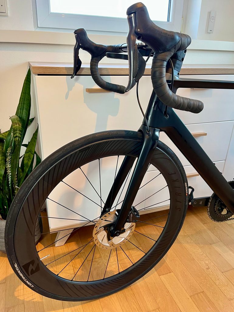 Used Canyon Aeroad CF SLX Disc 8.0 Di2 2018 2018 Road & Gravel, Schwarz — image 9 of 12