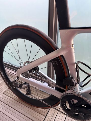 Brugt Canyon Aeroad CF SLX 7 AXS 2024 2024 Road & Gravel — billede 3 af 4