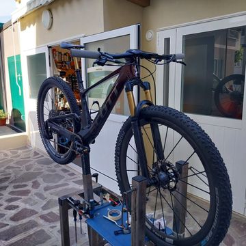 Gebrauchtes Scott Spark RC SL TR 2024 2024 Mountainbike, Schwarz — Bild 3 von 9