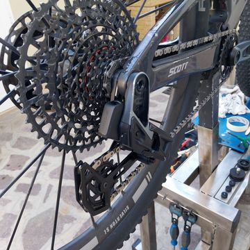 Gebrauchtes Scott Spark RC SL TR 2024 2024 Mountainbike, Schwarz — Bild 8 von 9