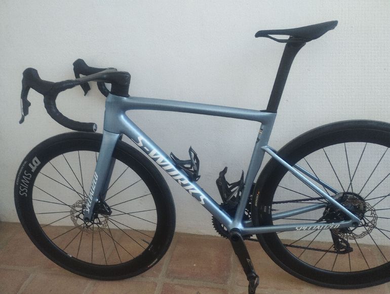 Used Specialized S-Works Tarmac SL8 – SRAM RED AXS 2025 2025 Road & Gravel, Blue — image 2 of 6