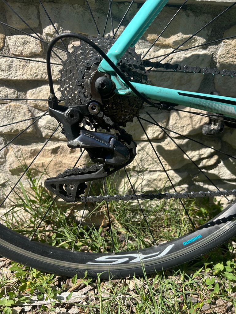 Used Bianchi Sempre pro Shimano Ultegra 2019 Road & Gravel — image 2 of 8