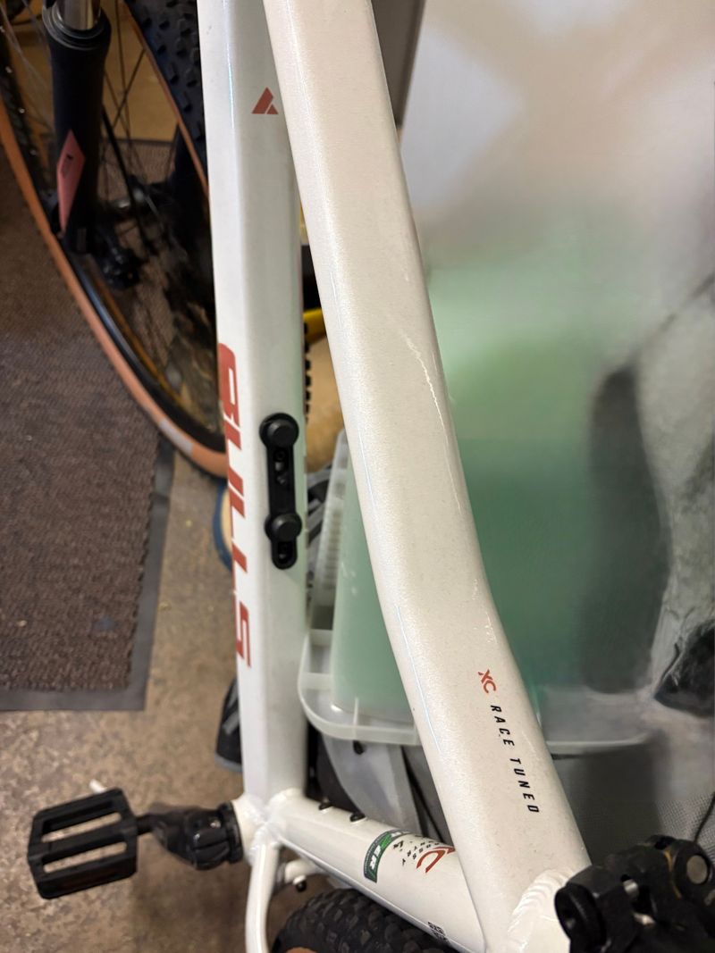 BULLS AMINGA 1 29 2025 2025 Mountainbike de segunda mano, Blanco — imagen 2 de 5