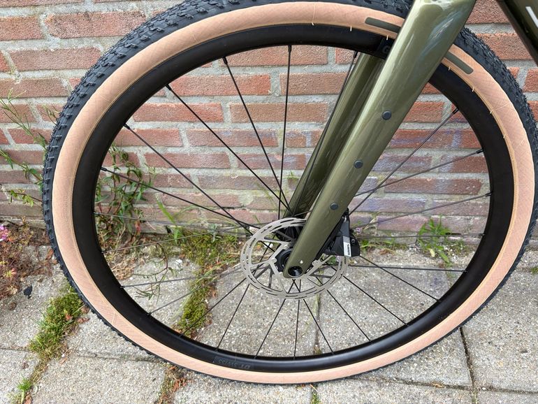 Used Specialized Diverge 4 Comp Carbon - SRAM Apex AXS/S1000 2026 2026 Road & Gravel, Green — image 6 of 8