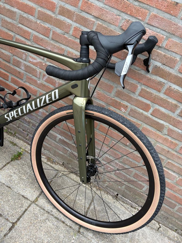 Used Specialized Diverge 4 Comp Carbon - SRAM Apex AXS/S1000 2026 2026 Road & Gravel, Green — image 4 of 8
