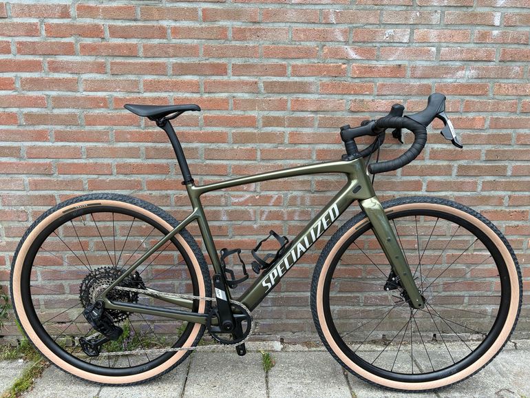 Used Specialized Diverge 4 Comp Carbon - SRAM Apex AXS/S1000 2026 2026 Road & Gravel, Green — image 1 of 8