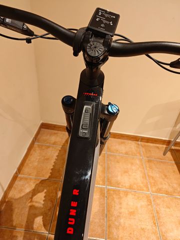 Used Mondraker DUNE R 2024 2024 Mountainbike, Light Gray, 29, 27.5 — image 6 of 8