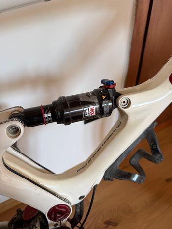 Used GT Carbon Expert 100 2012 2012 Mountainbike, White — image 20 of 24