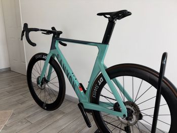 Used Canyon Aeroad CF SLX 8 Di2 2024 2024 Road & Gravel, Grün — image 4 of 6
