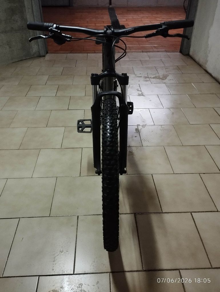 Used Specialized Rockhopper 2021 2021 Mountainbike, Light Gray — image 7 of 8