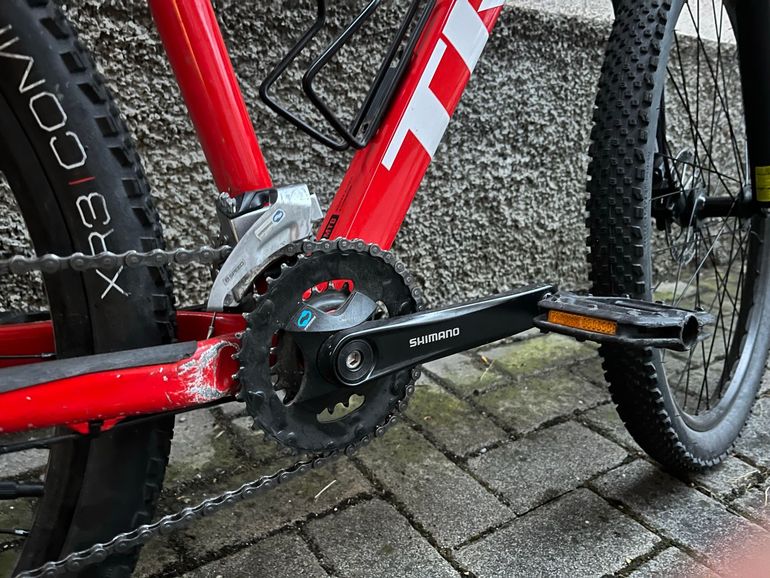 Used Trek Marlin 5 Gen 2 2023 2023 Mountainbike, Rosso — image 3 of 7