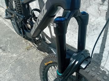 Used Santa Cruz NOMAD GX AXS Coil / Carbon C 2024 2024 Mountainbike, Blau, 29, 27.5 — image 2 of 17