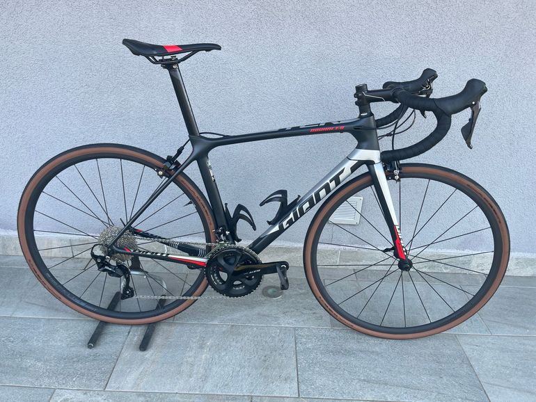 Used Giant Tcr Shimano 105 2020 Road & Gravel — image 1 of 8