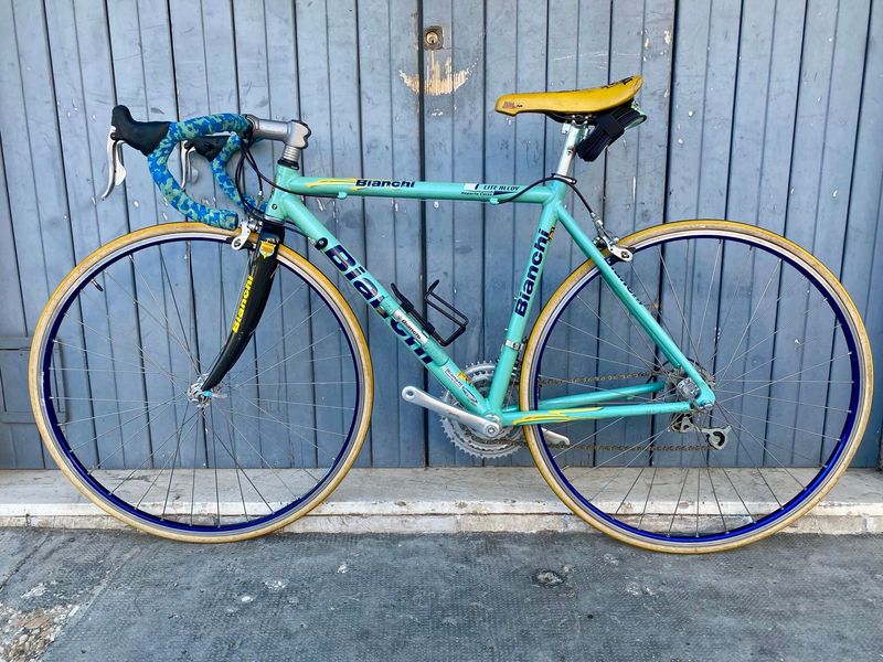 Used Bianchi Custom Campagnolo Veloce 2000 Road & Gravel, Blue — image 1 of 13