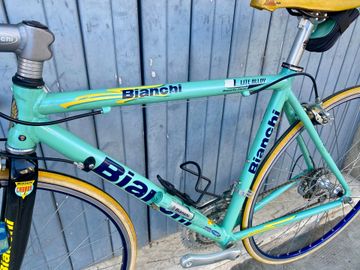 Used Bianchi Custom Campagnolo Veloce 2000 Road & Gravel, Blue — image 13 of 13