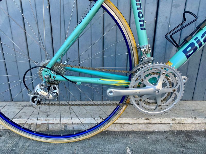 Used Bianchi Custom Campagnolo Veloce 2000 Road & Gravel, Blue — image 3 of 13