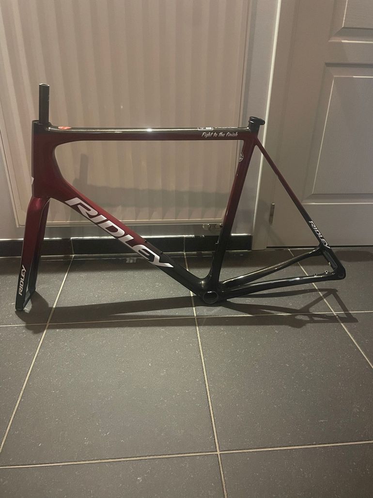 Used Ridley Helium Disc - Frameset 2024 Frameset 2024 Road & Gravel — image 1 of 8