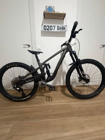Used Trek Slash 9 GX AXS T-Type Gen 6 2025 2025 VTT