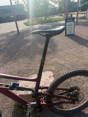 Used Specialized Status 140 2023 2023 Mountainbike — image 5 of 5