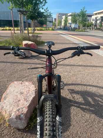 Used Specialized Status 140 2023 2023 Mountainbike — image 2 of 5
