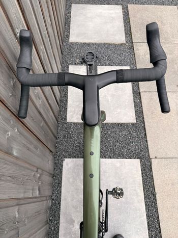 Used Scott Scott Addict Gravel Met Upgrades 2023 Road & Gravel — image 30 of 41