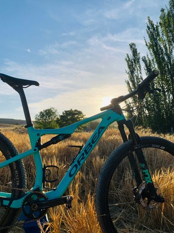 Used Orbea OIZ M30 2020 2020 Mountainbike — image 2 of 12