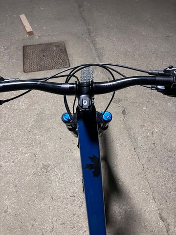 Rocky Mountain Instinct C30 Shimano 2023 2023 Mountainbike usato, Blu — immagine 12 di 12