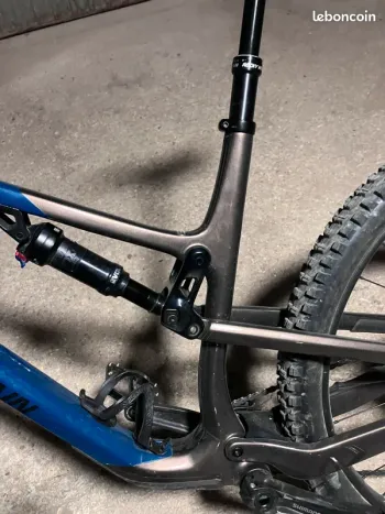 Used Rocky Mountain Instinct C30 Shimano 2023 2023 Mountainbike, Blue, 27.5, 29 — image 8 of 12