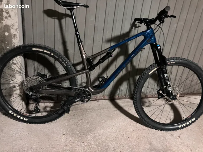 Used Rocky Mountain Instinct C30 Shimano 2023 2023 Mountainbike, Blue, 27.5, 29 — image 2 of 12