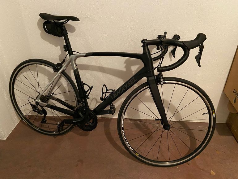 Used Van rysel Ultra Shimano 105 2020 Road & Gravel — image 1 of 3