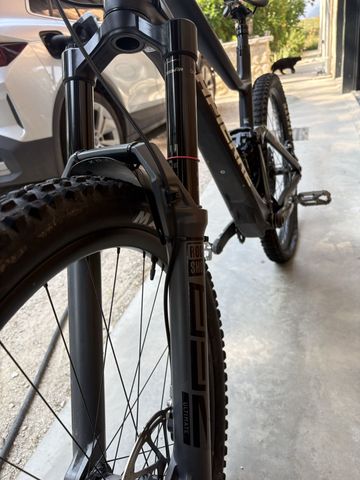 Lapierre Spicy Team CF 2021 2021 Mountainbike usato, Nero — immagine 6 di 16