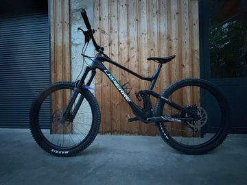 Lapierre Spicy Team CF 2021 2021 Mountainbike usato, Nero — immagine 3 di 16
