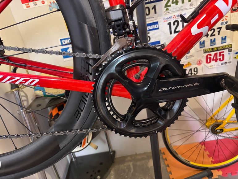 Used Specialized S-Works Tarmac SL8 - Shimano Dura-Ace Di2 2024 2024 Road & Gravel, Red — image 3 of 5