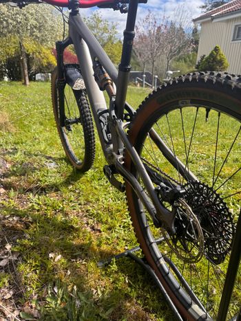 Used Specialized S-Works Stumpjumper EVO 2023 2023 Mountainbike — image 4 of 6