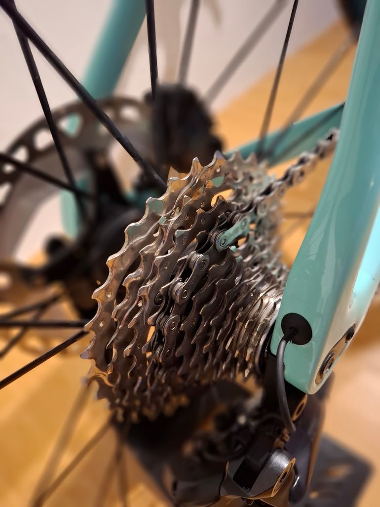 Used Bianchi Infinito ULTEGRA DI2 2025 2025 Road & Gravel, Blue — image 14 of 14